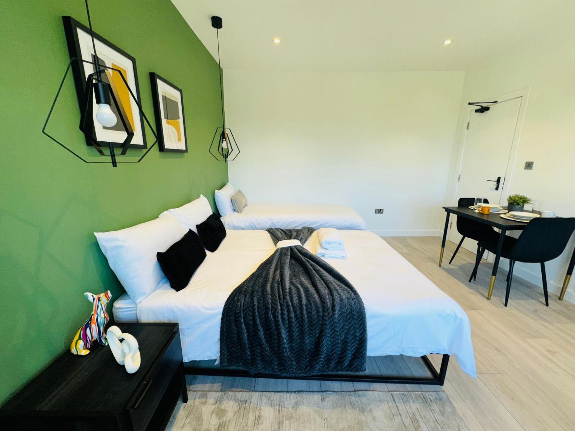 London City Center Top Studios Next To Westfield Shopping & Attractions Exterior photo